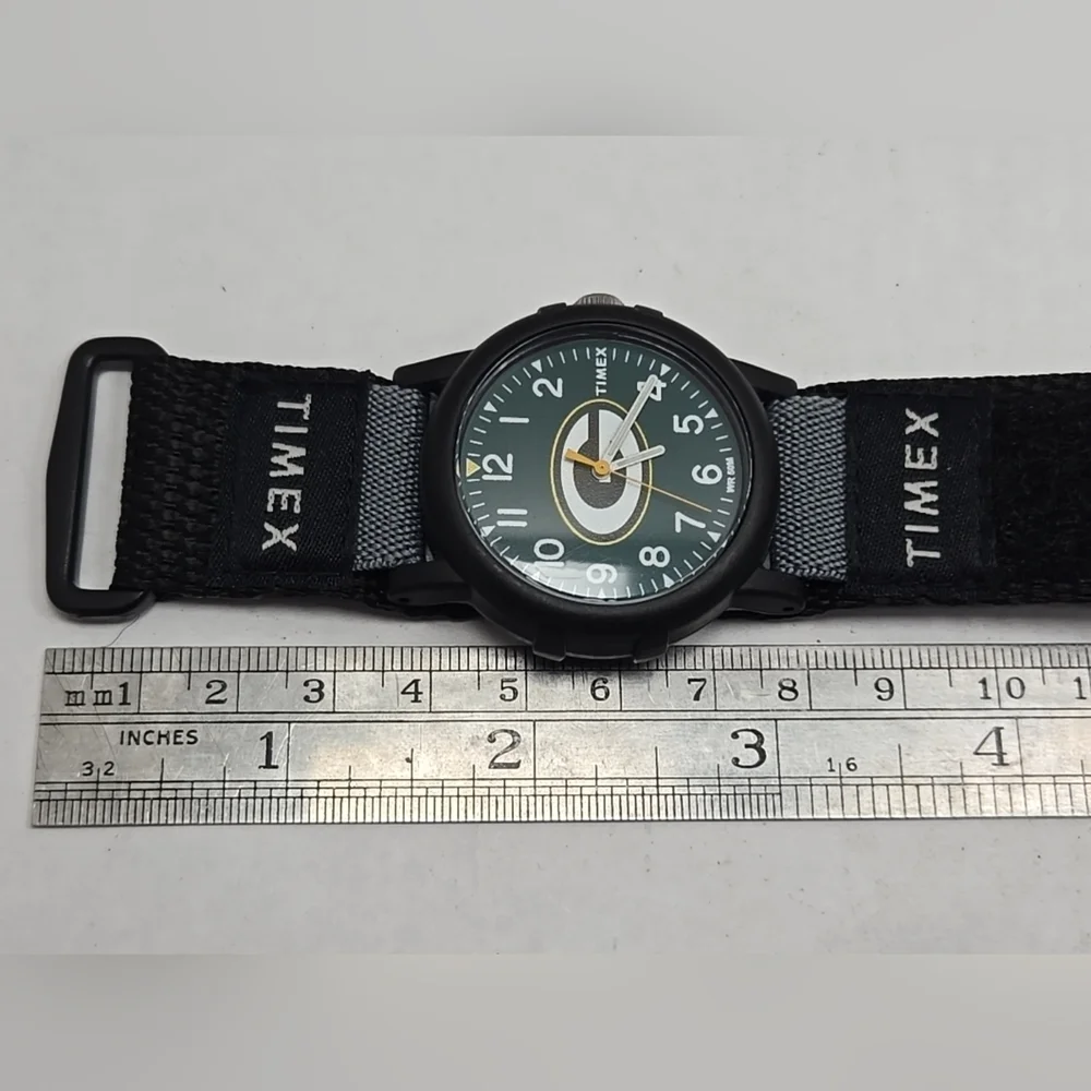 Timex Green Bay Packers Watch Mens NFL 39mm Nylon Band Football New Battery